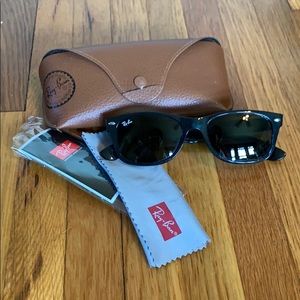 Ray Ban new wayfarer